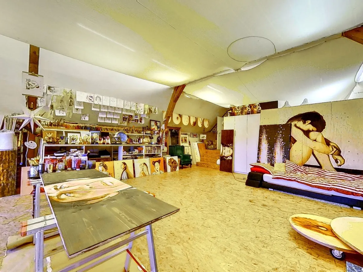 ca. 89m² Atelierfläche