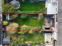 über 300m² Grundstück