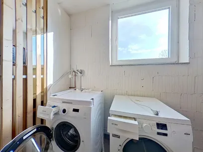 Abstellraum 7m² mit WM-Anschl.