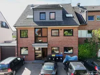 im Dreiparteienhaus