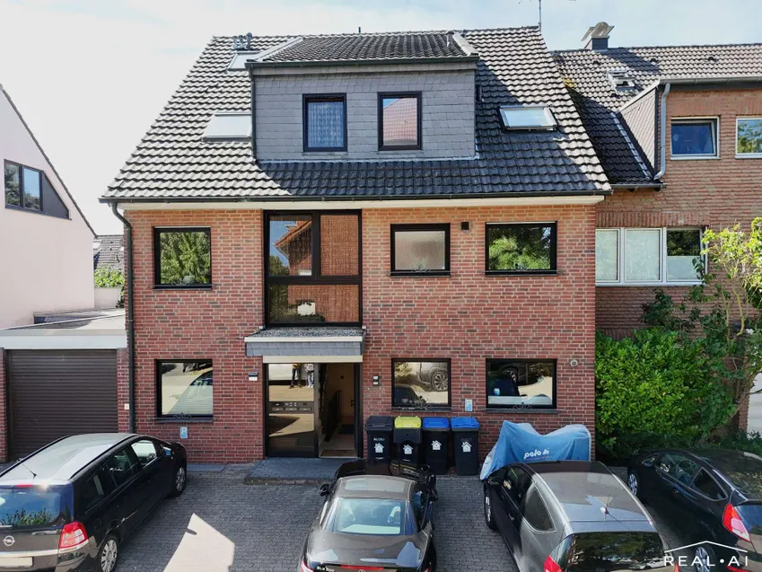 im Dreiparteienhaus