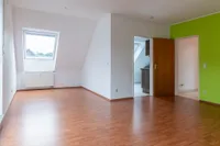 Wohn-/ Esszimmer