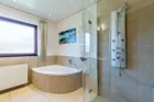 Badewanne gefällig?