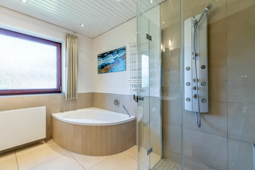 Badewanne gefällig?