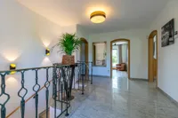 Großzügiger Empfang