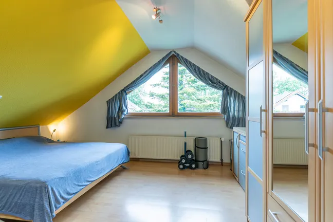 Schlafzimmer II