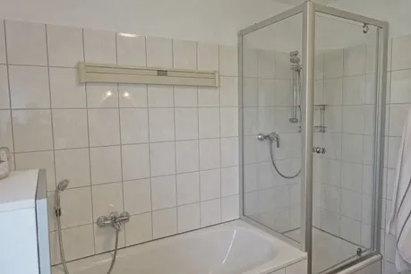 Bad mit Dusche