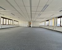 großer Büroraum mitte / Büro II