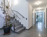 Freisteh. Büro-/Praxisgebäude - Zentrale Lage, moderne Ausstattung, ideale Geschäftsmöglichkeiten!