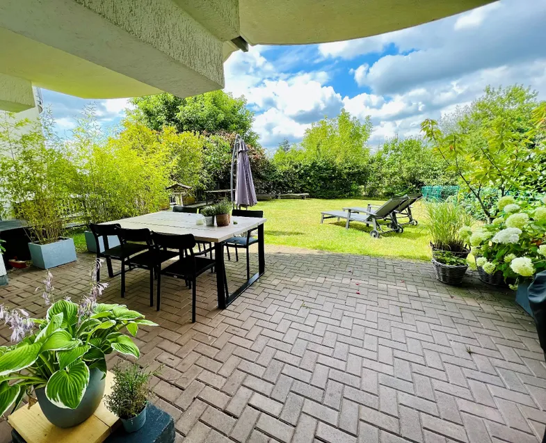 Terrasse Erdgeschoss