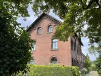 Schon im Herbst genießen! Traumwohnung mit großer Dachterrasse mit Weitblick Richtung Düsseldorf!