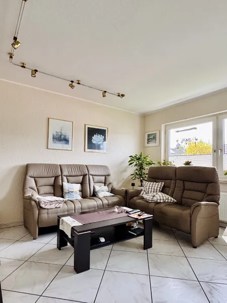 Wohn-/Esszimmer - OG