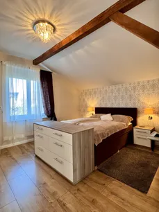 Raum 5 Schlafzimmer OG