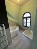 und Badezimmer