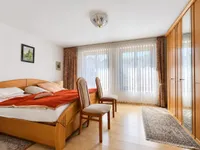 Schlafzimmer OG