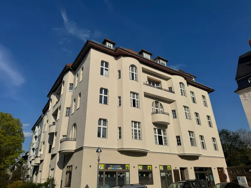 Sch&ouml;ner Altbau direkt am S-Bahnhof Botanischer Garten