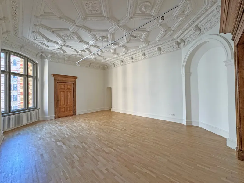 Hochwertige B&uuml;roetage in denkmalgesch&uuml;tzter Brauerei