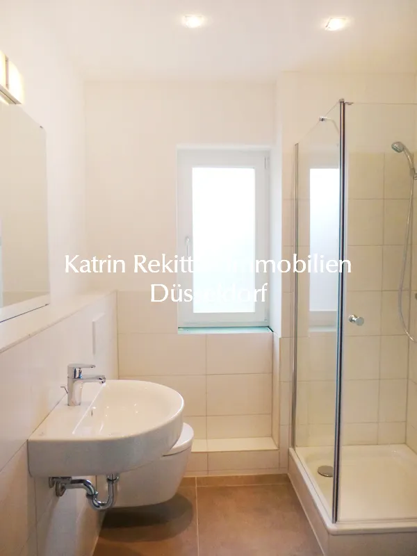 ☀️ SUPER-SOMMER-SONNENTERRASSE ☀️ MAISONETTE-WOHNUNG IN URDENBACH 🏡 RUHIG, GRÜN & MIT PKW-STELLPLATZ 💗 - Photo 4