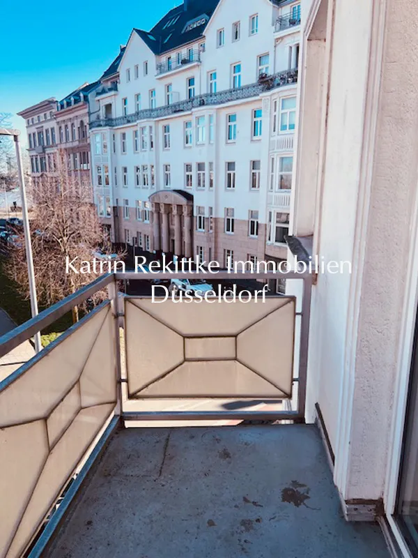 💖 IM HERZEN VON OBERKASSEL 💖 GROßZÜGIGE, HELLE 3 ZIMMER - GANZ NAH ZUM RHEIN ❤️ ❣️ - Photo 3