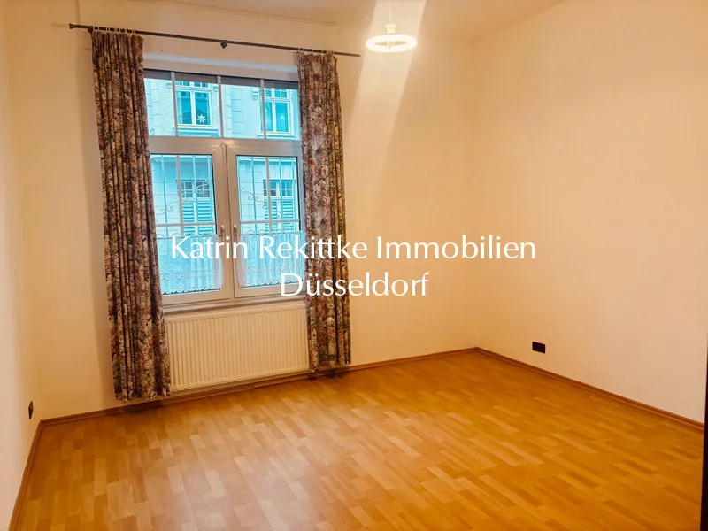 🏡❤️ BEZAUBERNDE LAGE VON OBERKASSEL - TOP NEUE BÄDER, WINTERGARTEN UND SÜßE GARTEN-TERRASSE - Foto 5