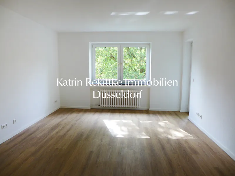 💖ERSTSTBEZUG NACH SANIERUNG! HELLE 3 ZIMMER - BALKON - TOP NEUES BAD - IN GRÜNER LAGE VON GARATH💖 - Photo 1