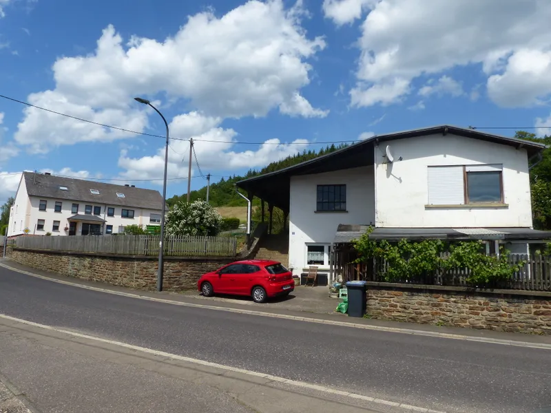 Sanierungsbedürftiges Haus Erwerb im BIETERVERFAHREN!