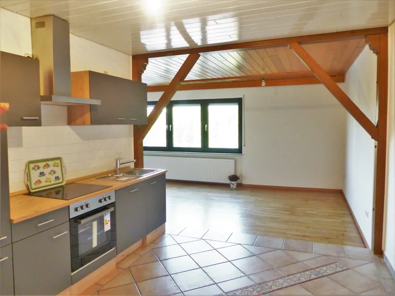 Geräumige DG-Wohnung in Trier-Ruwer