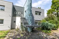 Rückansicht mit 2. Rettungsweg 