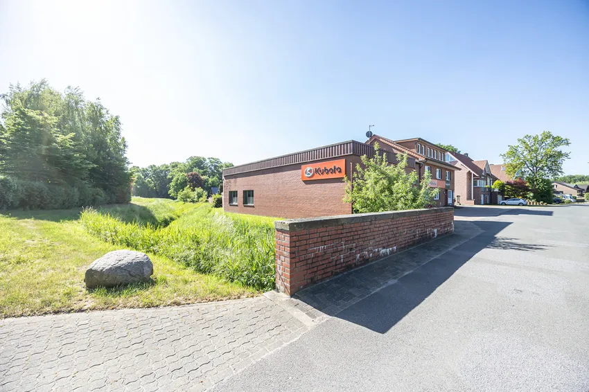 Seitenansicht Werkstatt