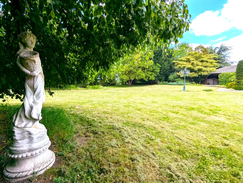 Der parkähnliche Garten sucht seinesgleichen