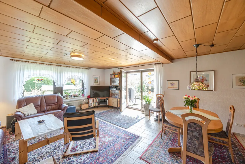 Wohn/-Esszimmer EG