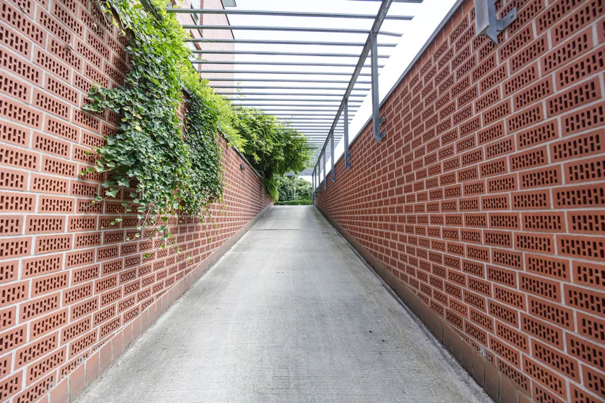 Die Zufahrt zur Tiefgarage