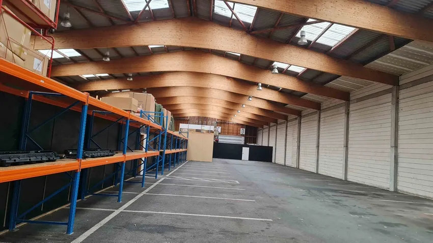 Innenbereich Halle