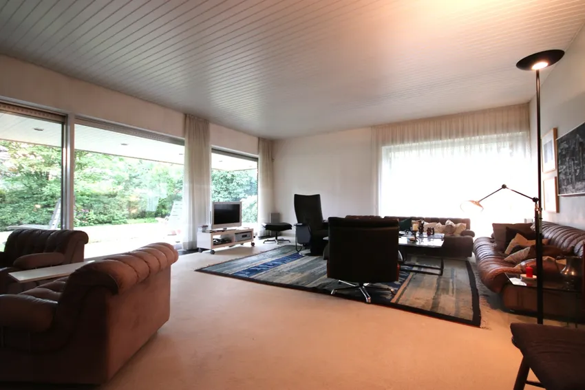 Wohnzimmer Blick auf Sitzecke