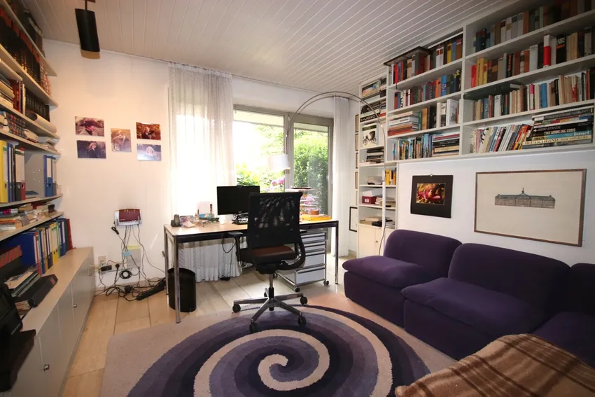 Arbeitszimmer