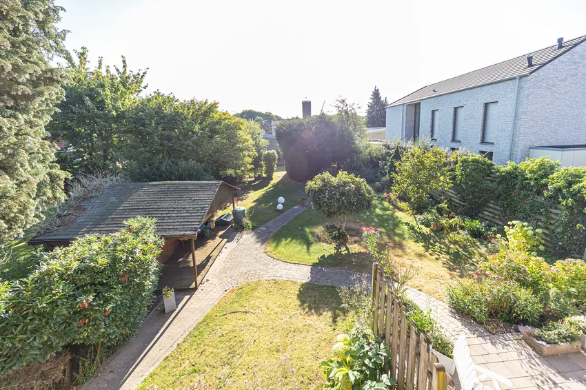 Großzügiges Grundstück mit ca. 925 m²