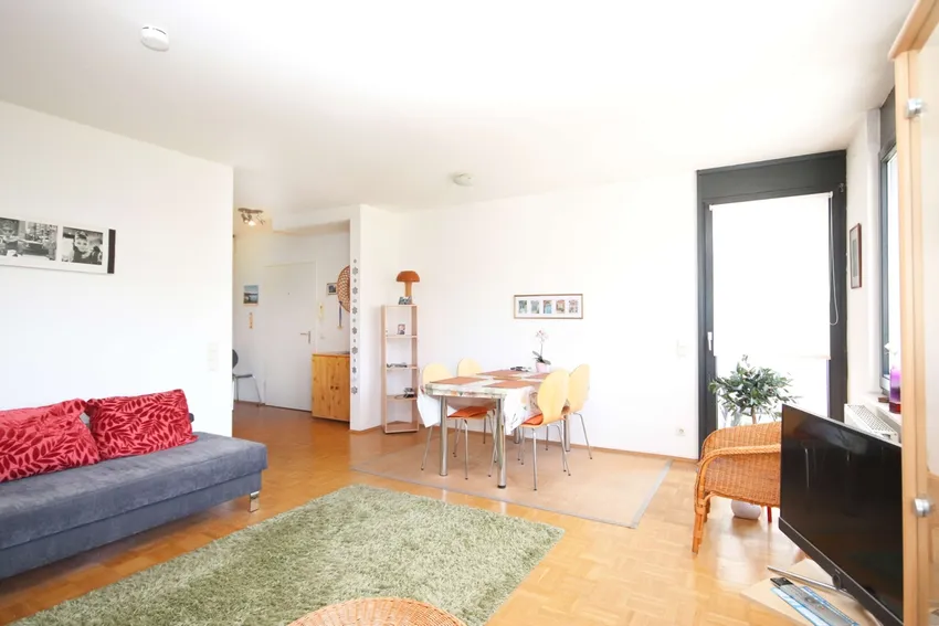 ...Zugang zum Balkon...