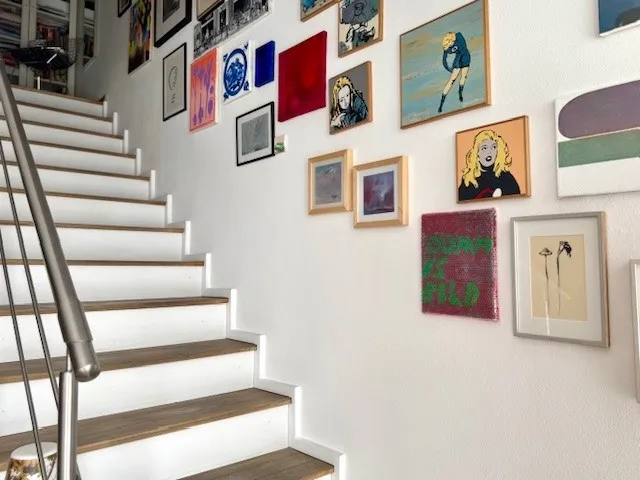 Der Treppenaufgang als Galerie