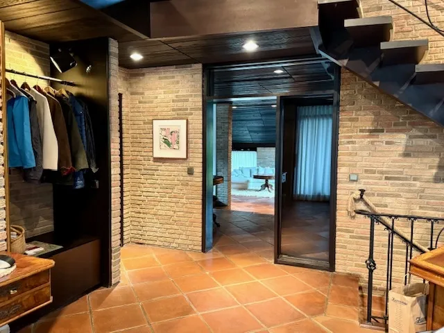 Die große Diele, Garderobe und Zugang zum Wohnbereich