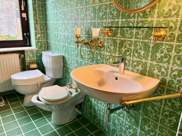 und dem stylischen Bad