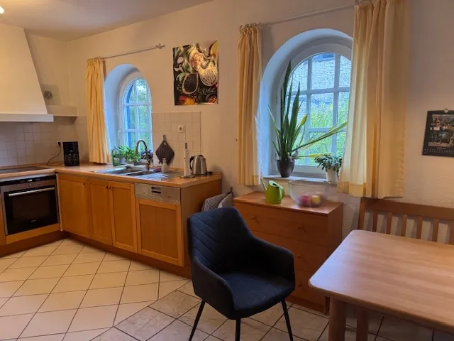 Lichtdurchflutet - Raum für Ihre Familie