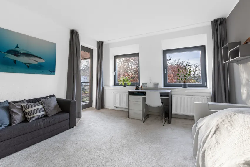 Schlaf-& Arbeitszimmer