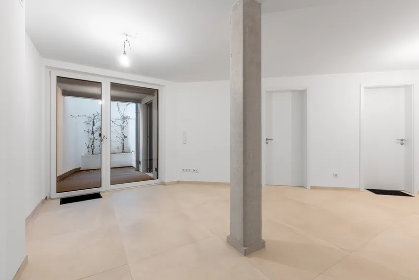 Schlafen + Terrasse im  Souterrain