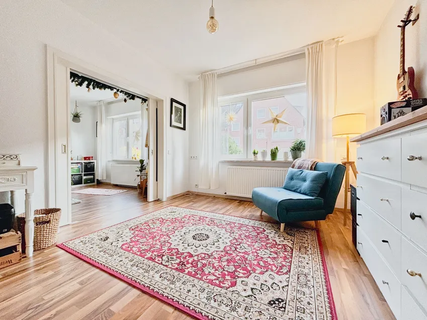 ...und Blick in das Wohnzimmer