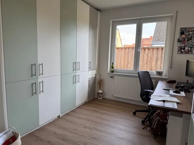Das Büro bzw. Gästezimmer im EG