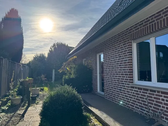 Die Rückseite des Hauses - ideal für Gemüse-Hochbeete