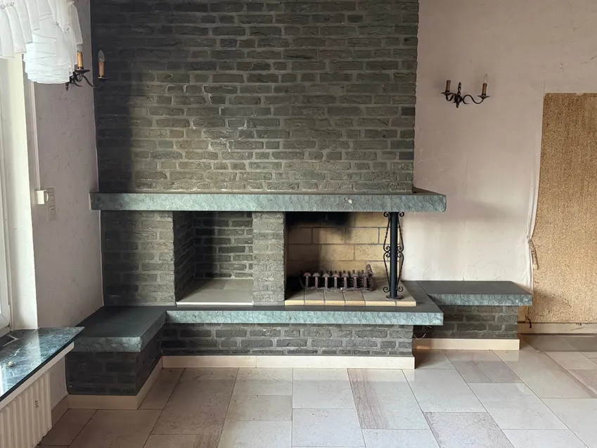 und dem gemütlichen Kamin