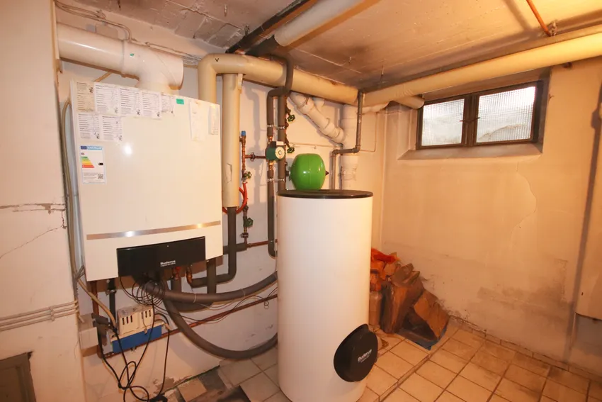 Heizung mit Warmwasserspeicher