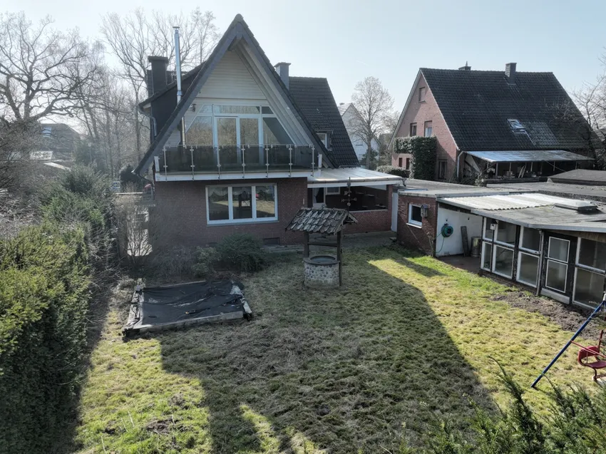 Hausrückseite
