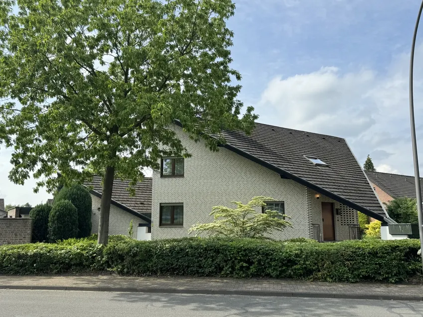 Das Haus - Umrahmt von Natur
